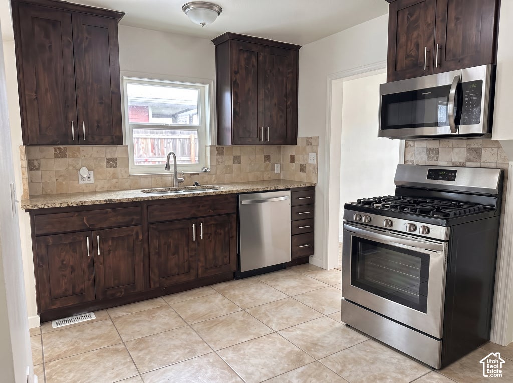 Photo of 920 N CATHERINE ST W, Salt Lake City, UT 84116 (MLS # 2188590)