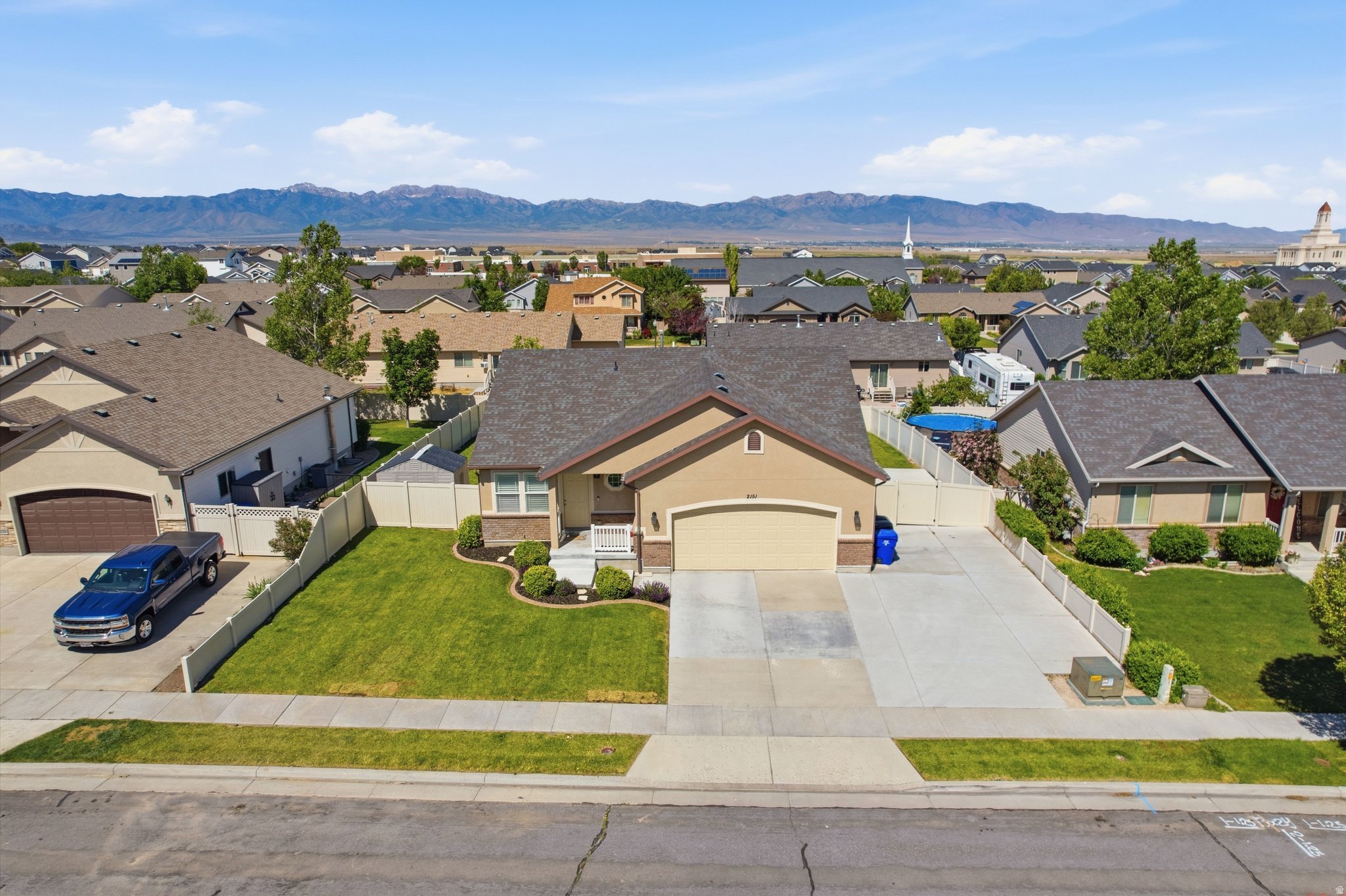 SUNSET ESTATES - Residential