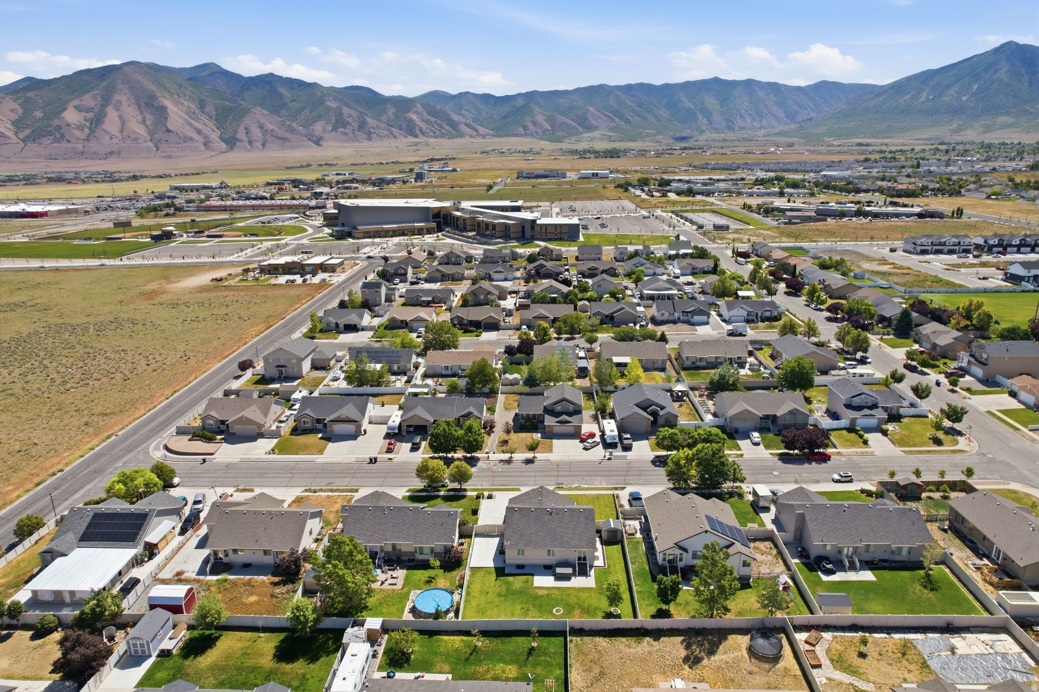SUNSET ESTATES - Residential