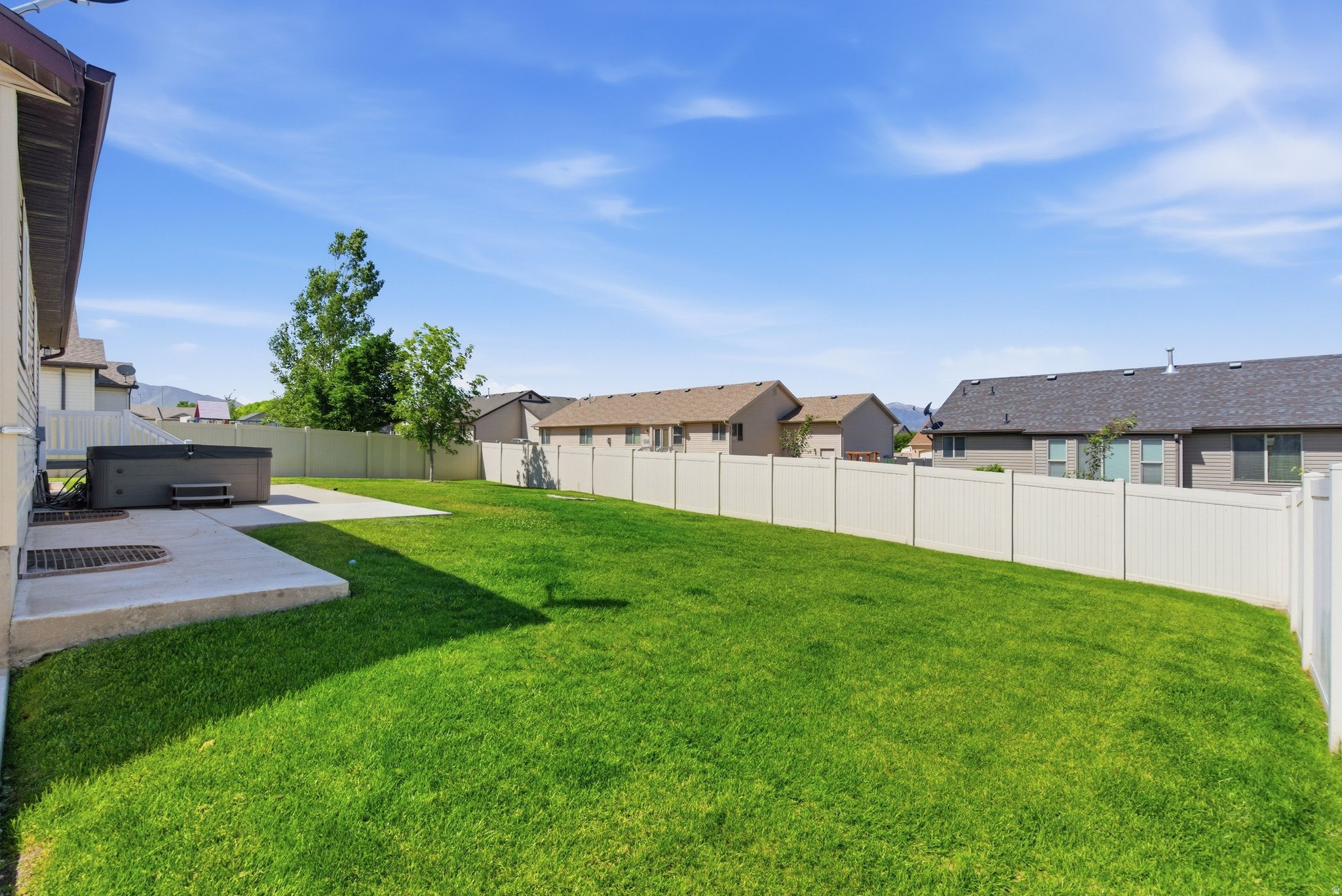 SUNSET ESTATES - Residential