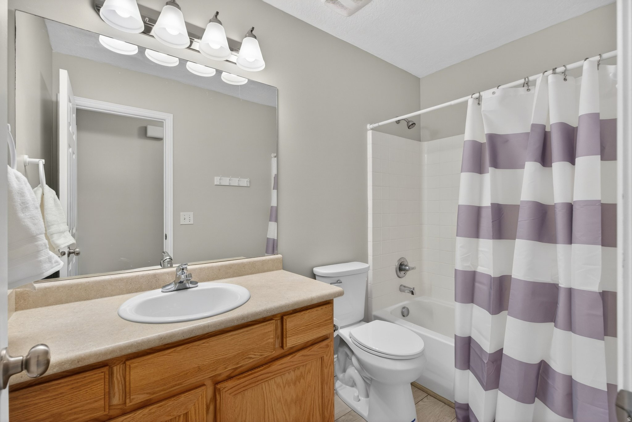 SUNSET ESTATES - Residential