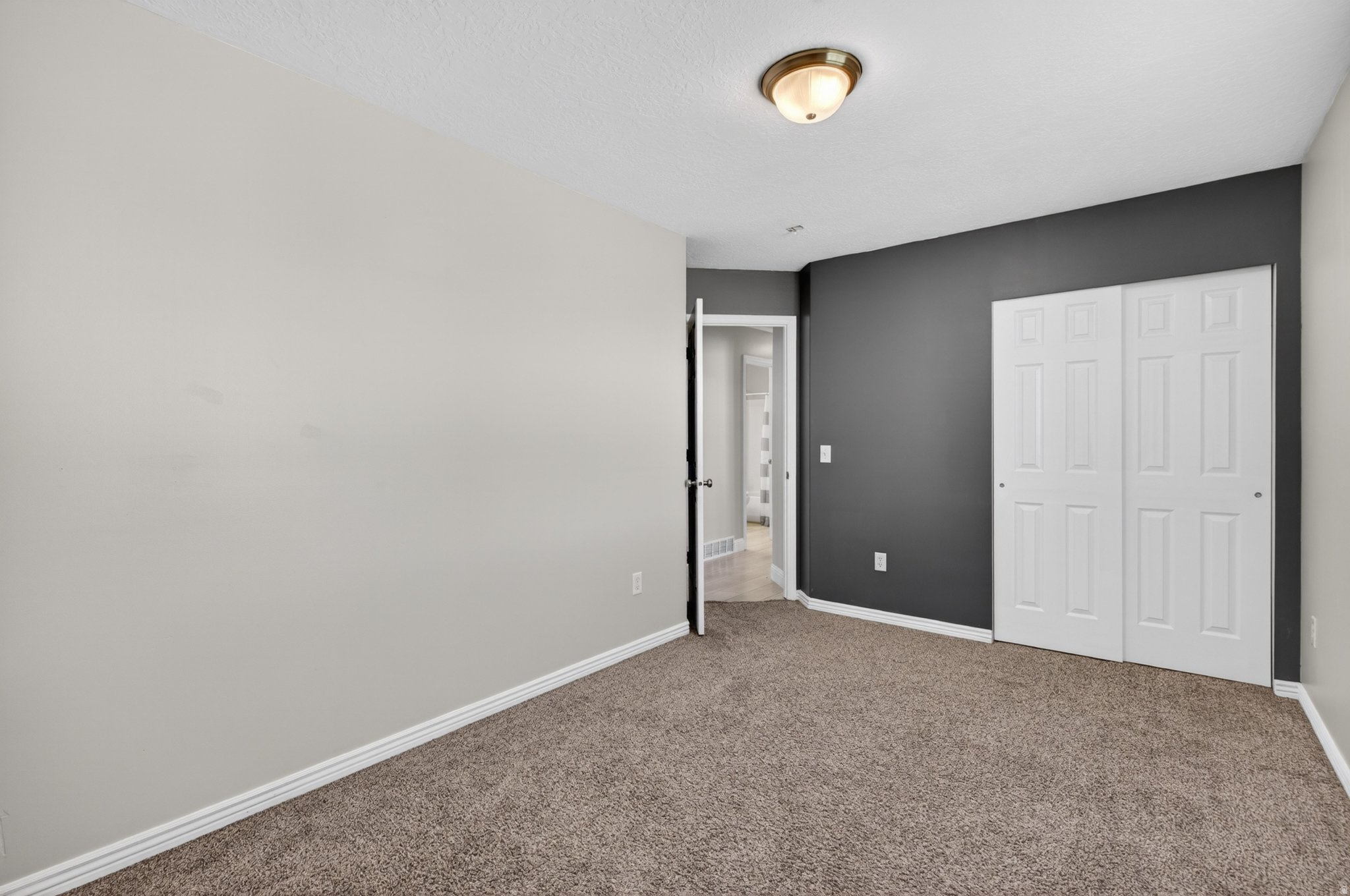 SUNSET ESTATES - Residential