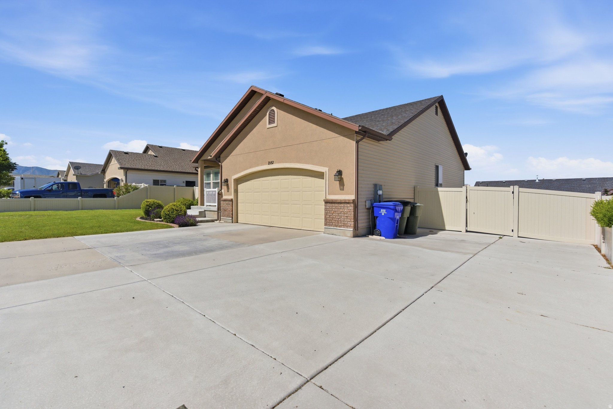 SUNSET ESTATES - Residential