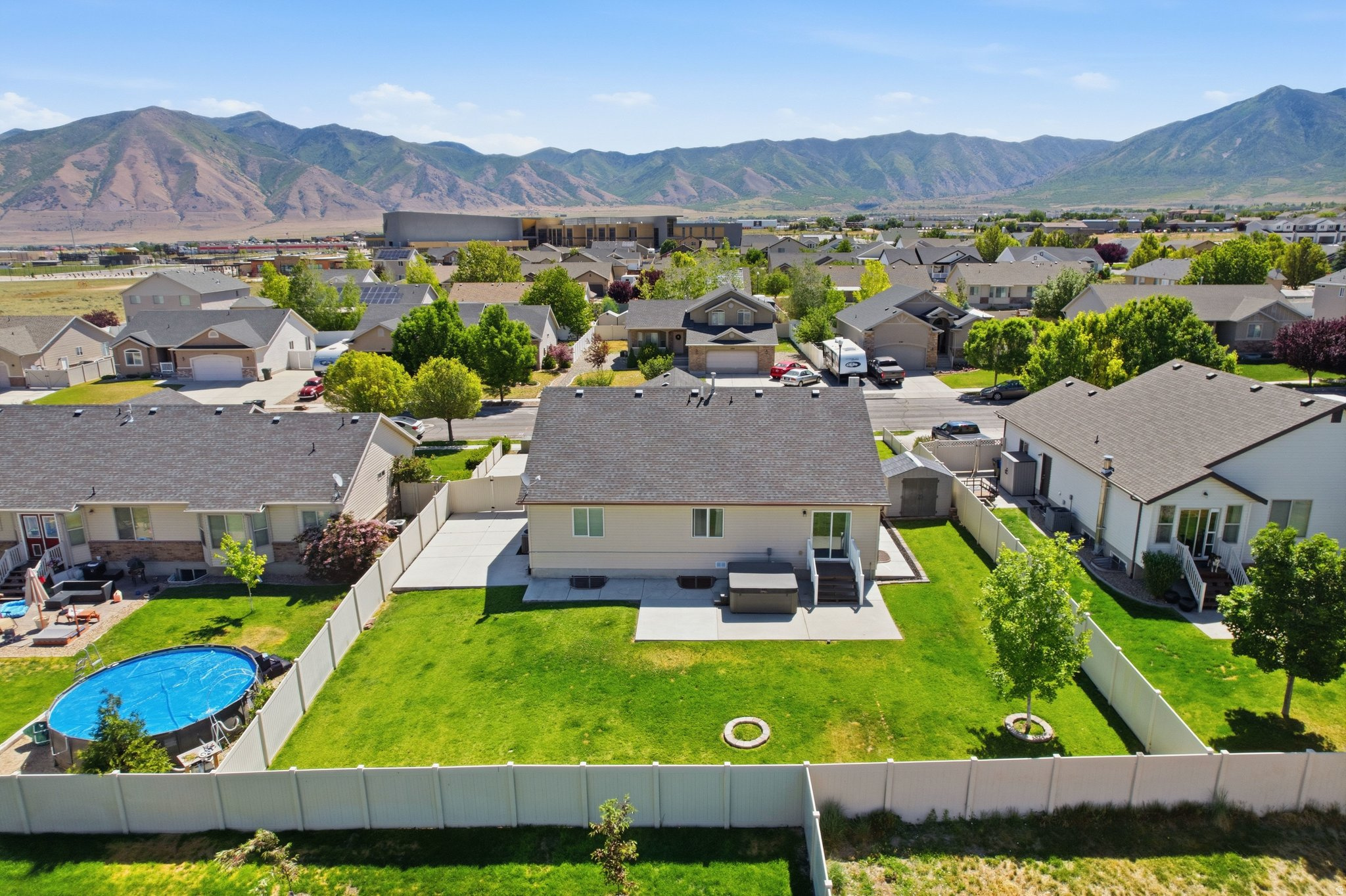 SUNSET ESTATES - Residential