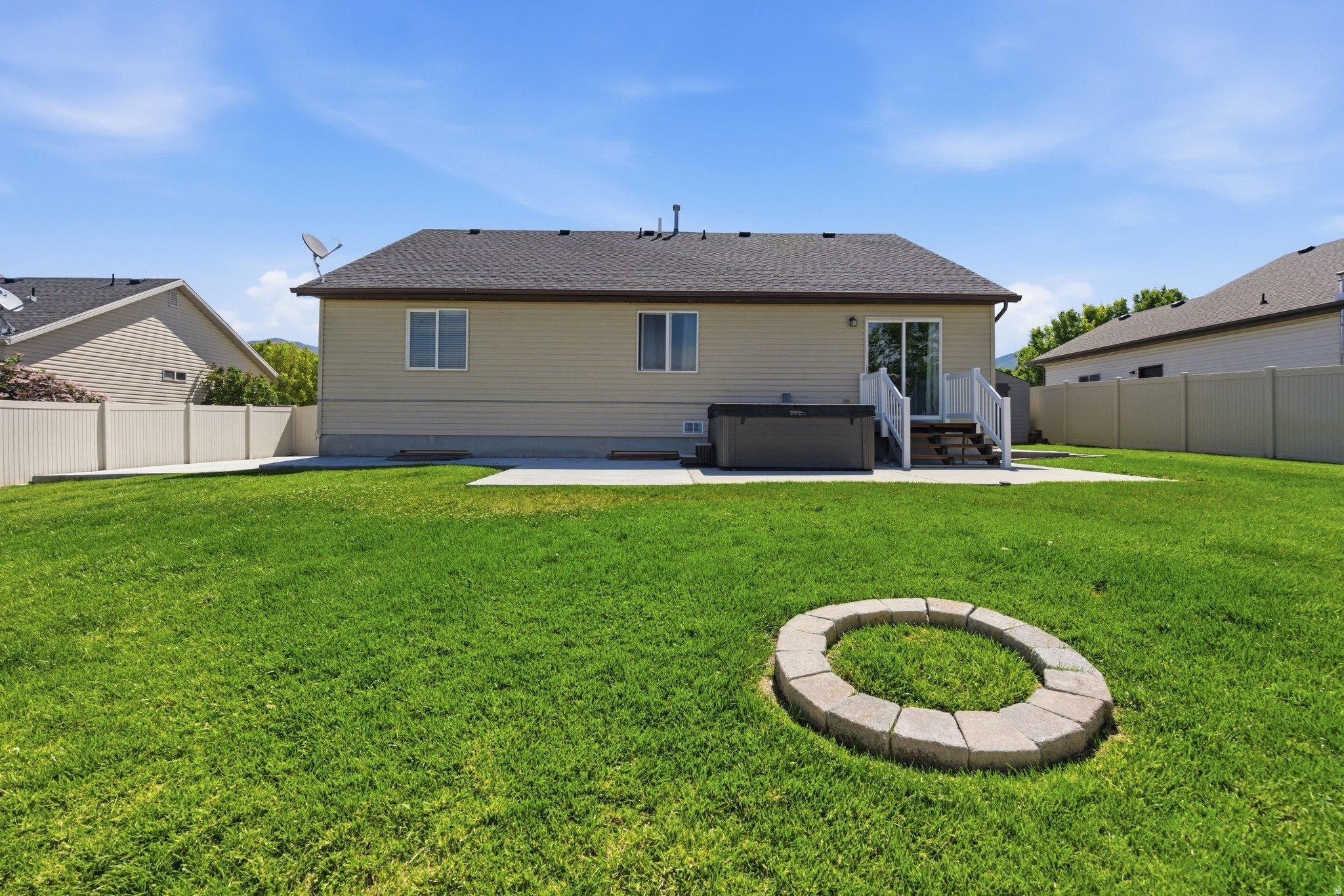 SUNSET ESTATES - Residential