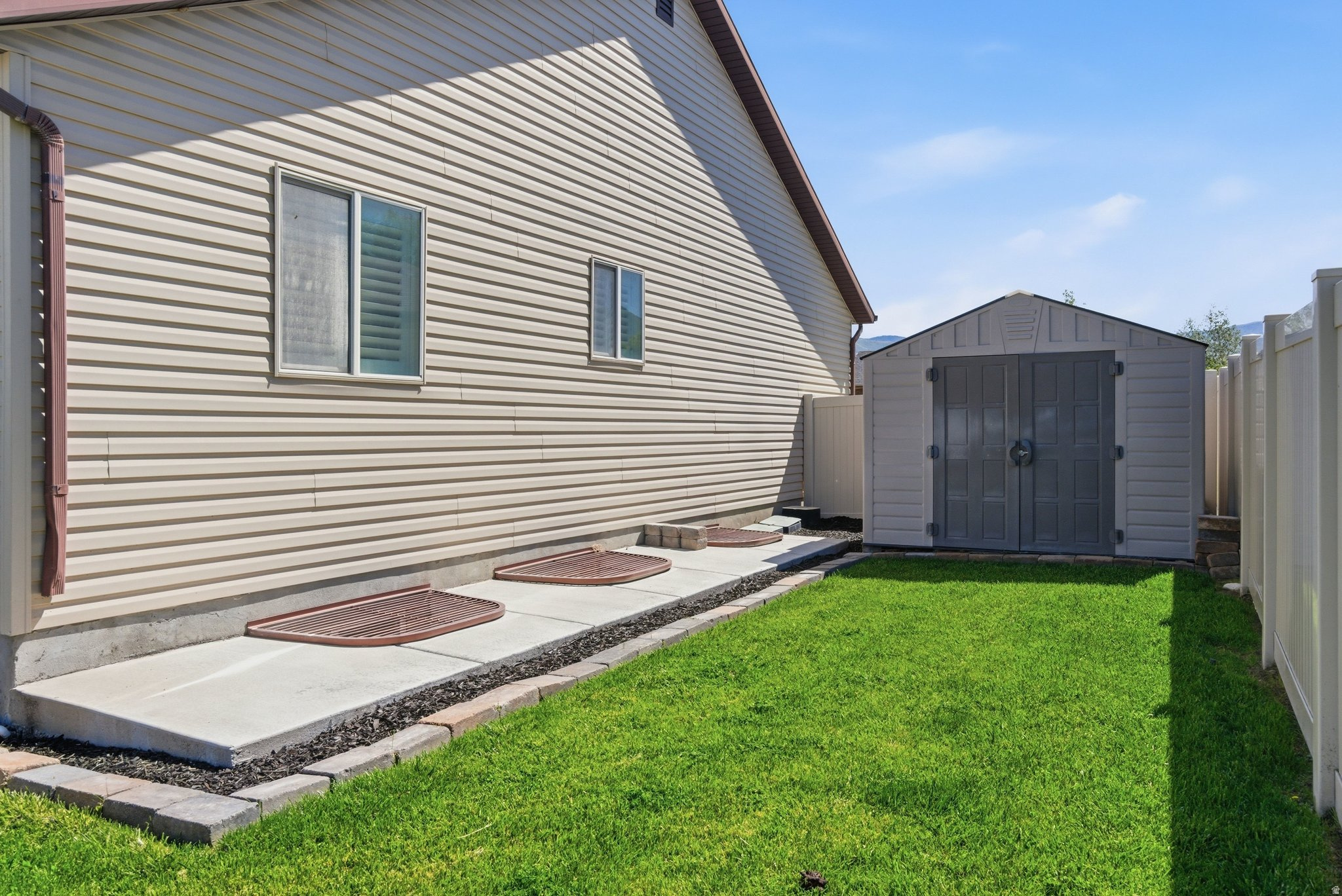 SUNSET ESTATES - Residential