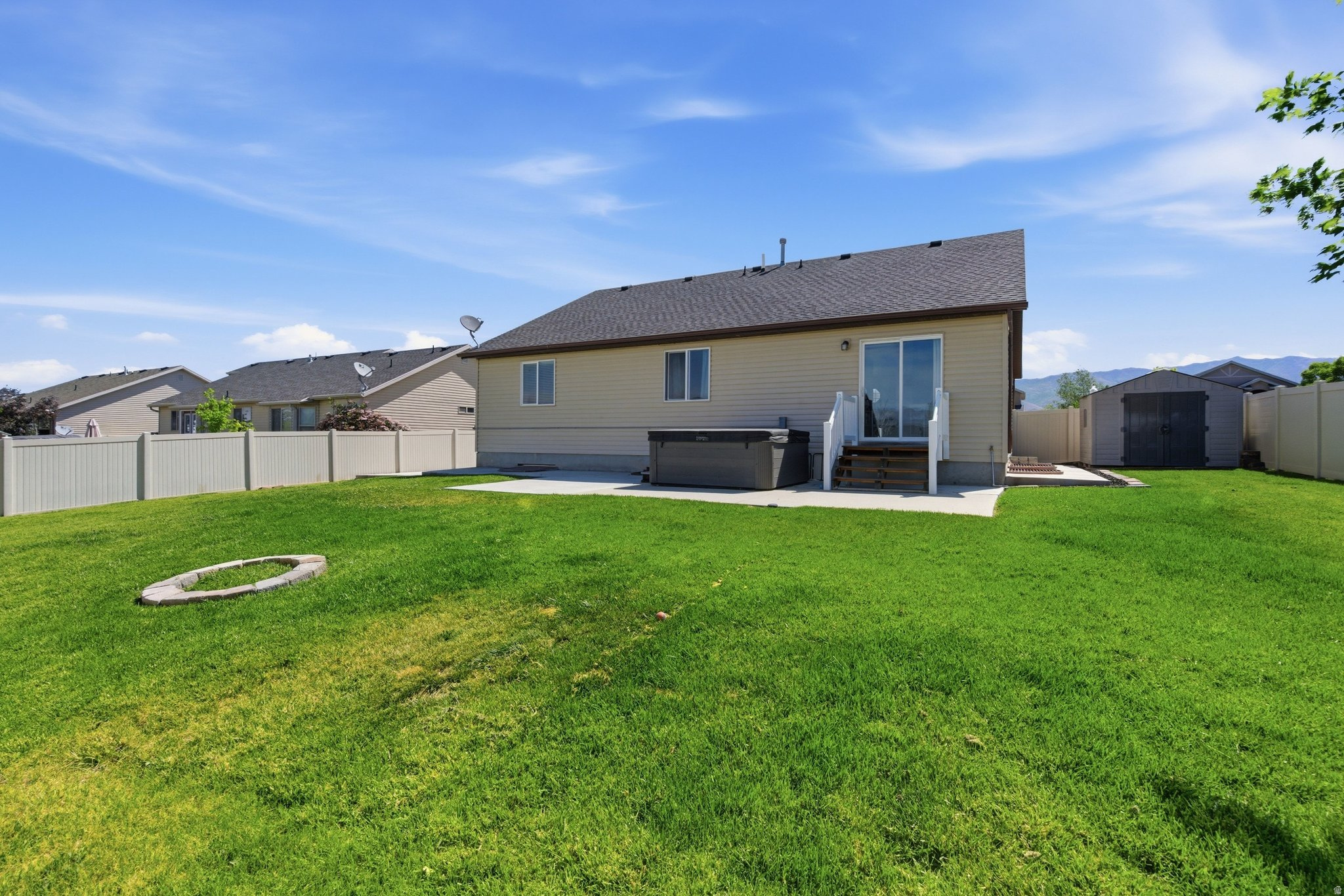 SUNSET ESTATES - Residential