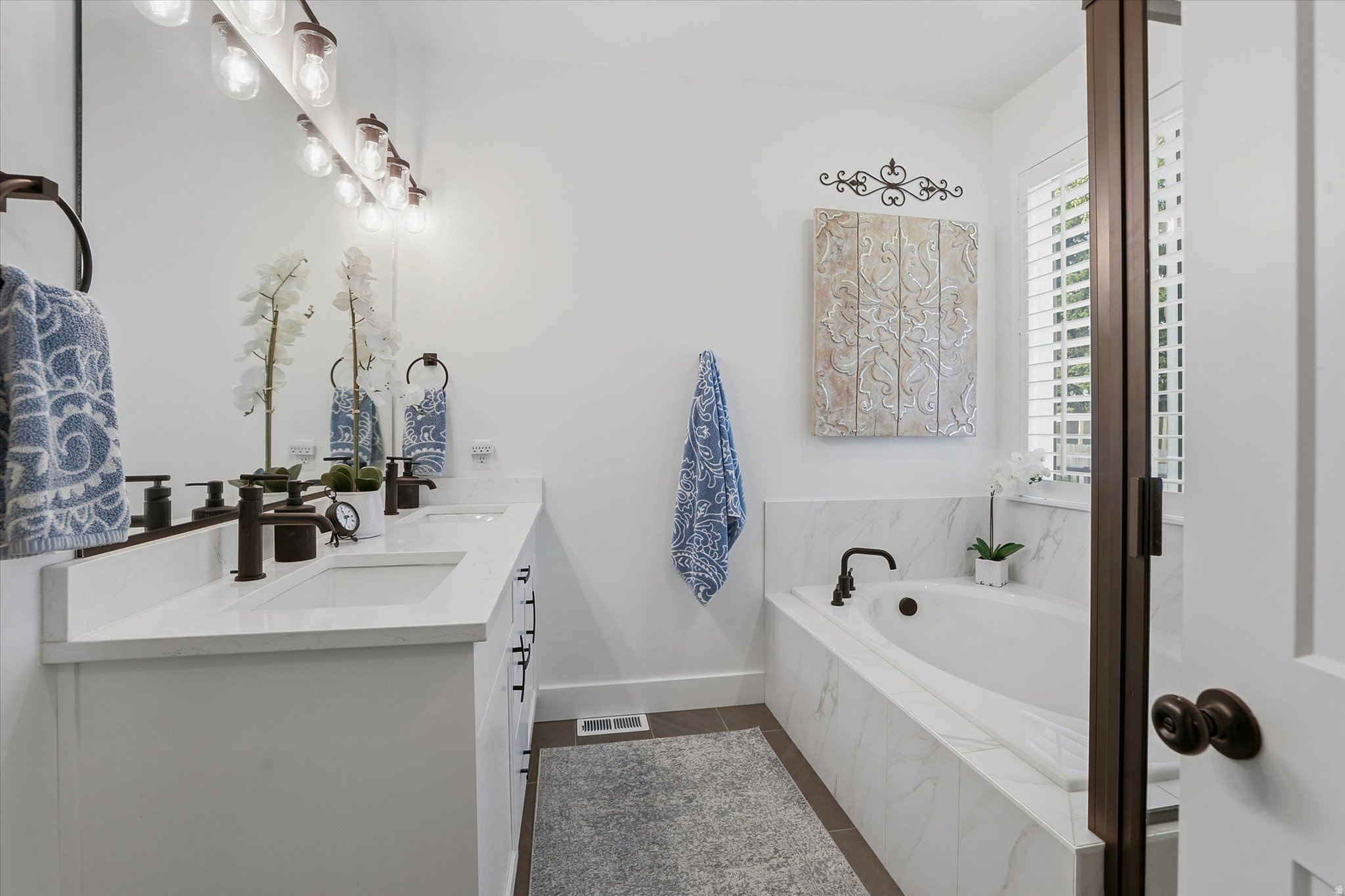 BANBURY - Residential