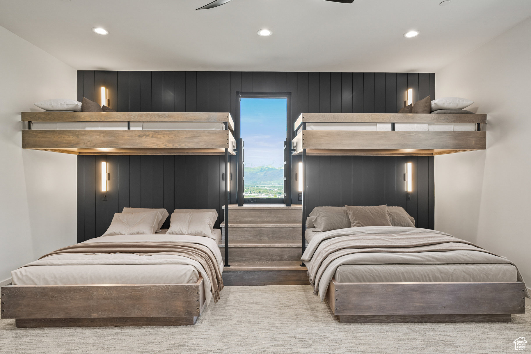 RED LEDGES - Residential