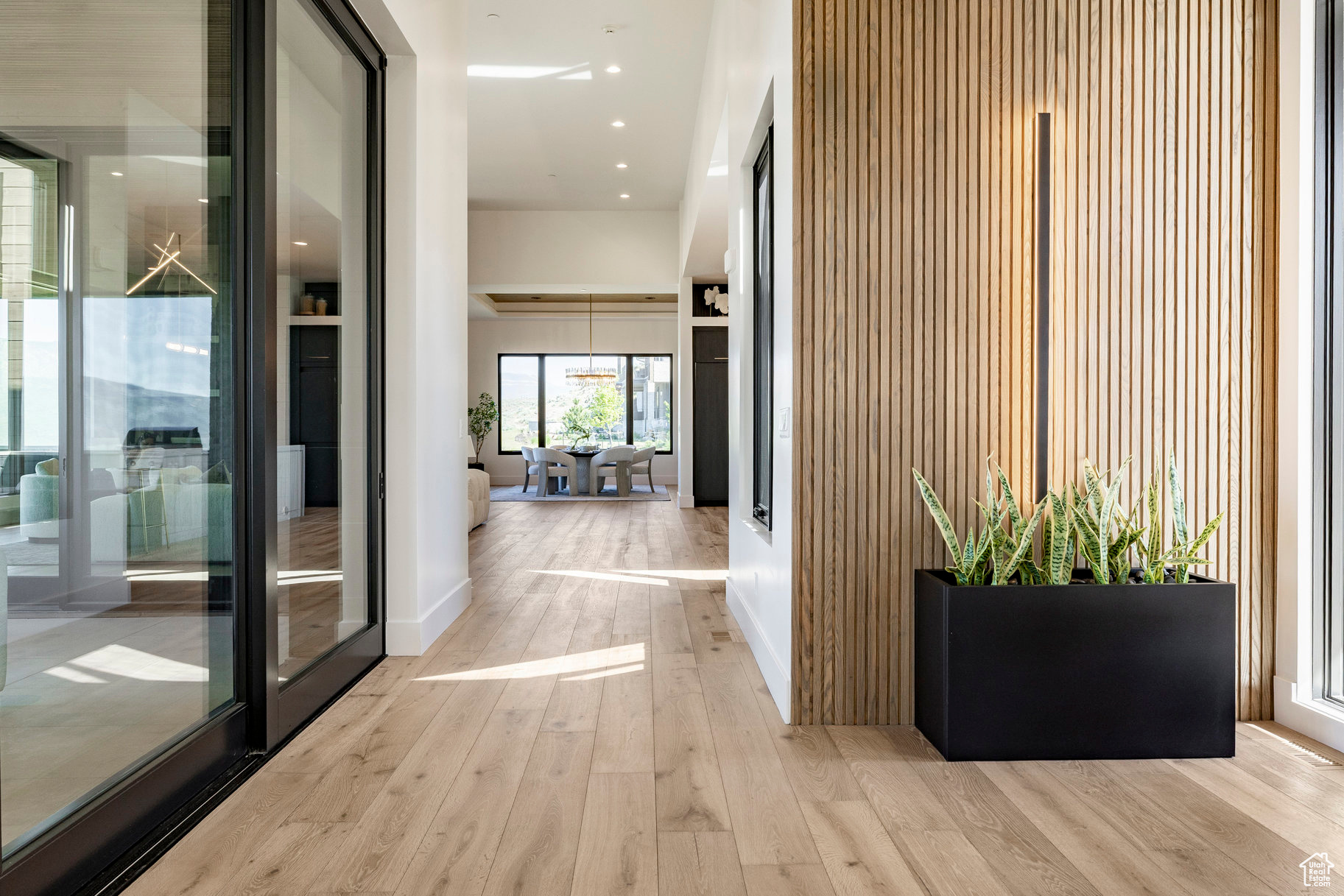 RED LEDGES - Residential