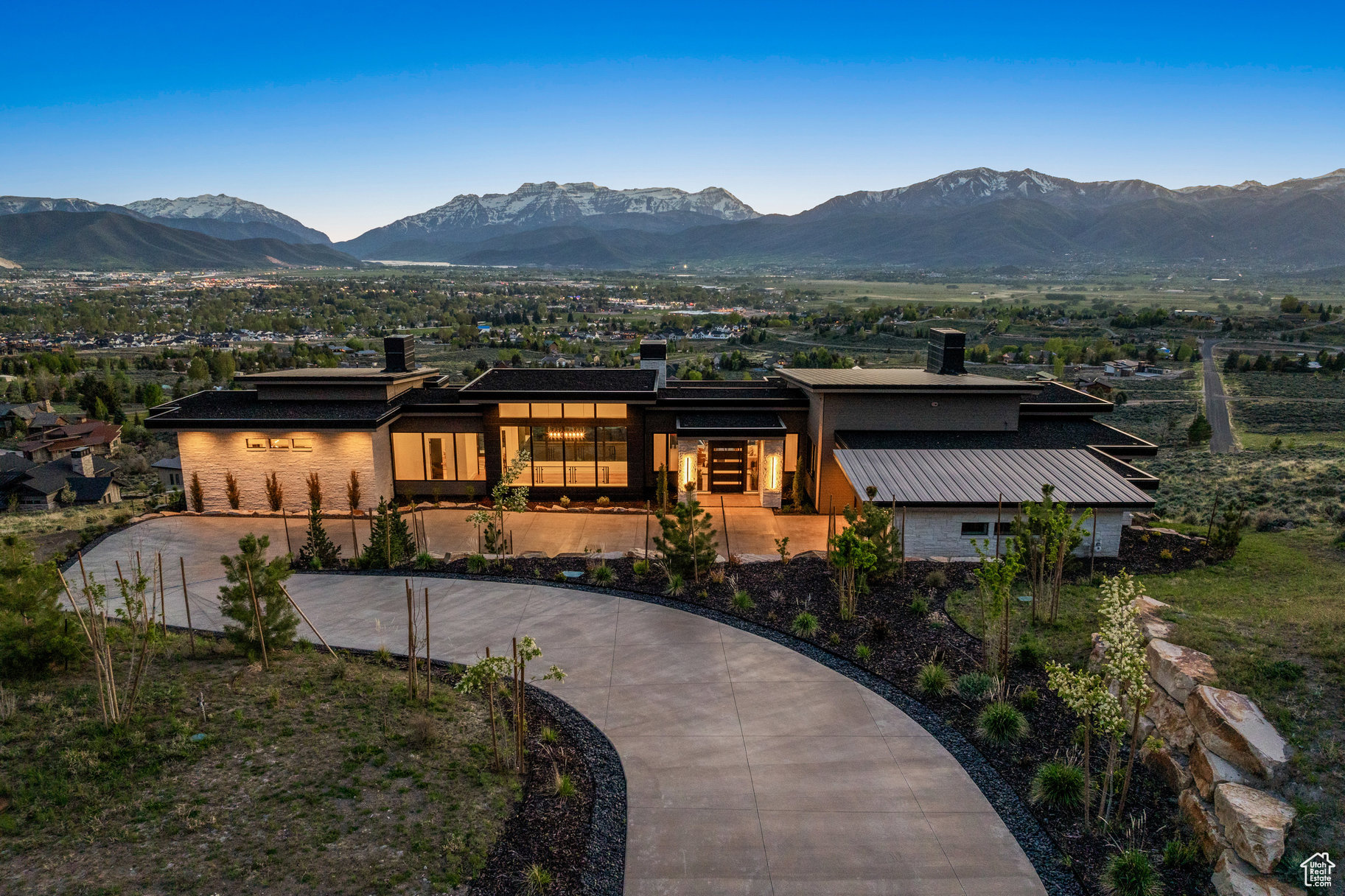 RED LEDGES - Residential