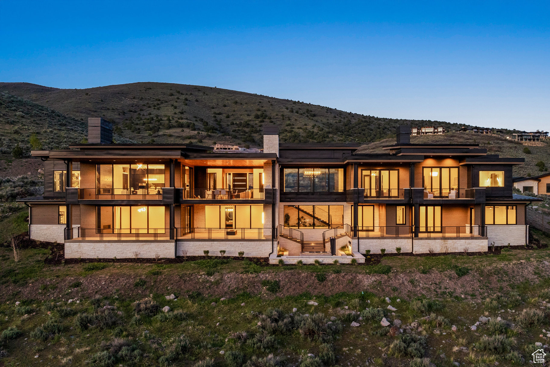 RED LEDGES - Residential