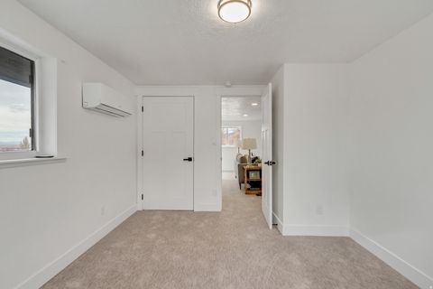 Tiny photo for 337 W 2900 S, Bountiful, UT 84010 (MLS # 2136354)