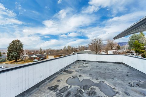 Tiny photo for 337 W 2900 S, Bountiful, UT 84010 (MLS # 2136354)