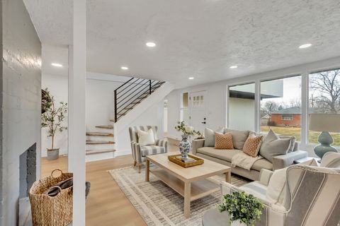 Tiny photo for 337 W 2900 S, Bountiful, UT 84010 (MLS # 2136354)