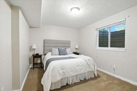 Tiny photo for 462 E 520 S, Smithfield, UT 84335 (MLS # 2135210)
