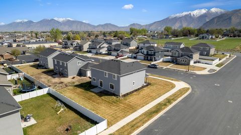 Tiny photo for 215 N 250 E, Salem, UT 84653 (MLS # 2148800)