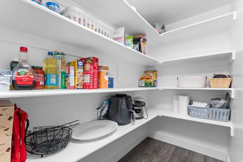 Tiny photo for 215 N 250 E, Salem, UT 84653 (MLS # 2148800)