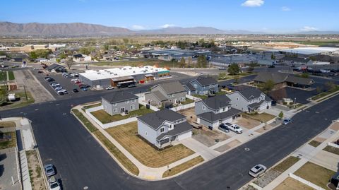 Tiny photo for 215 N 250 E, Salem, UT 84653 (MLS # 2148800)