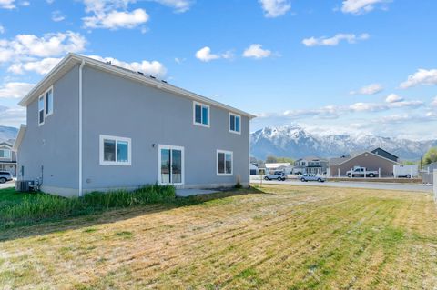 Tiny photo for 215 N 250 E, Salem, UT 84653 (MLS # 2148800)
