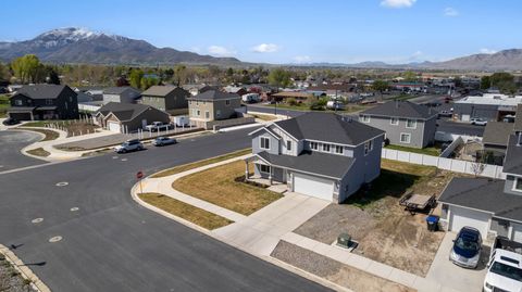 Tiny photo for 215 N 250 E, Salem, UT 84653 (MLS # 2148800)