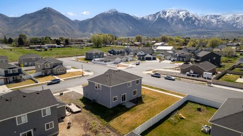 Tiny photo for 215 N 250 E, Salem, UT 84653 (MLS # 2148800)