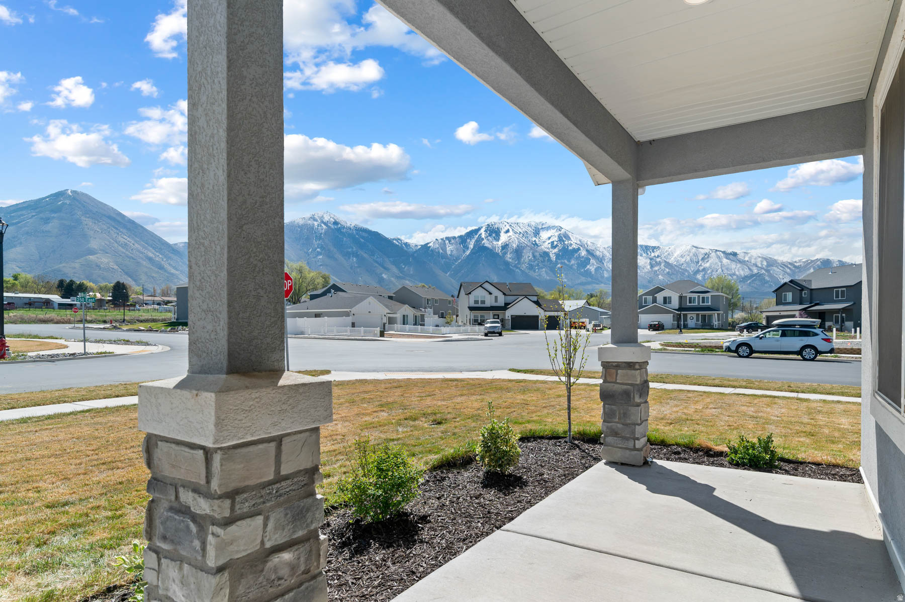 WOODLAND VIEW - Residential