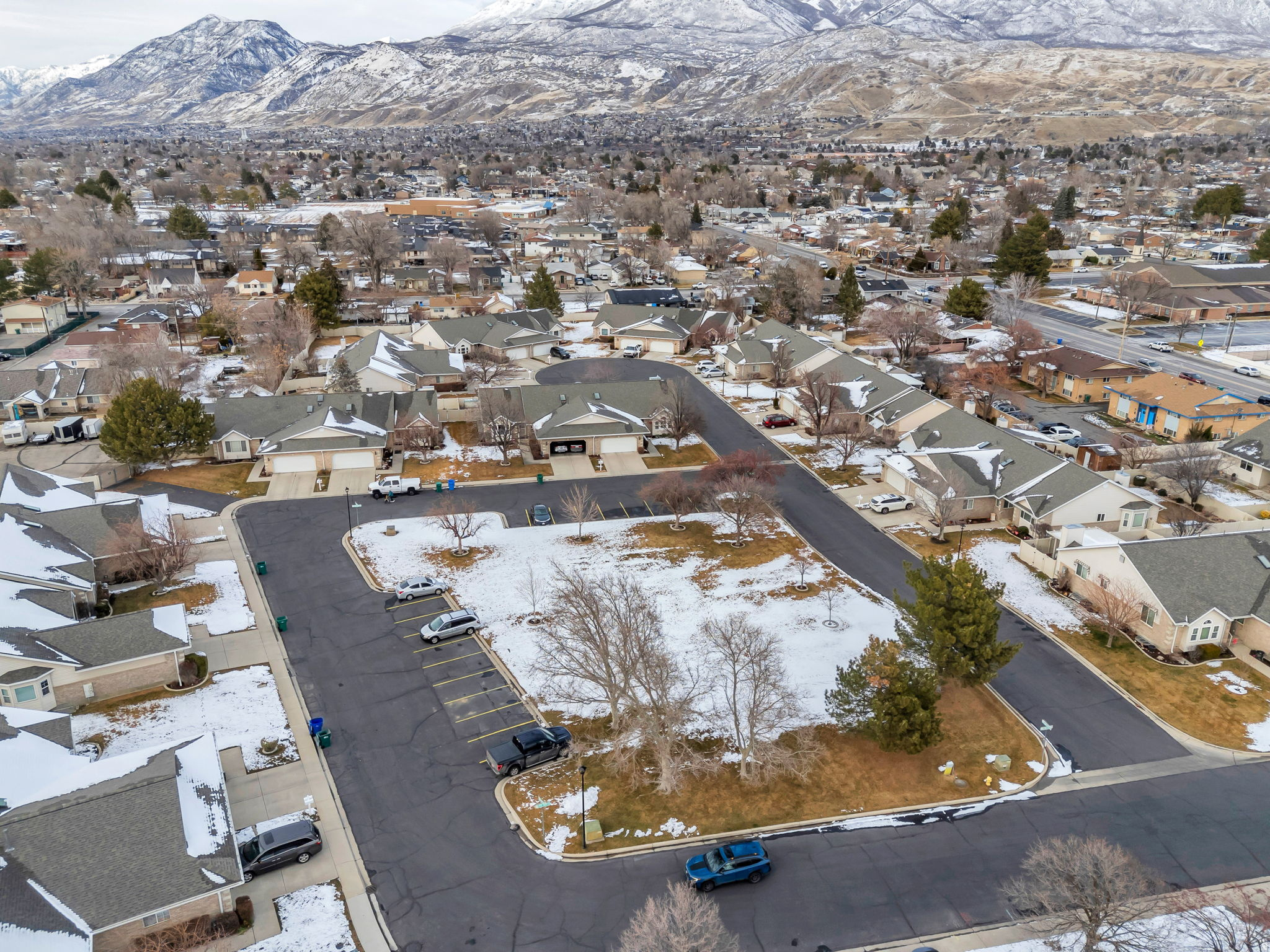 CORNERSTONE CONDO - Residential