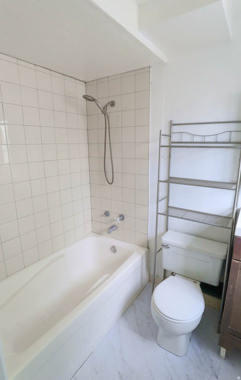 Tiny photo for 956 N 1175 W, Clinton, UT 84015 (MLS # 2177950)