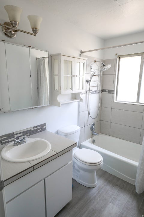 Tiny photo for 956 N 1175 W, Clinton, UT 84015 (MLS # 2177950)