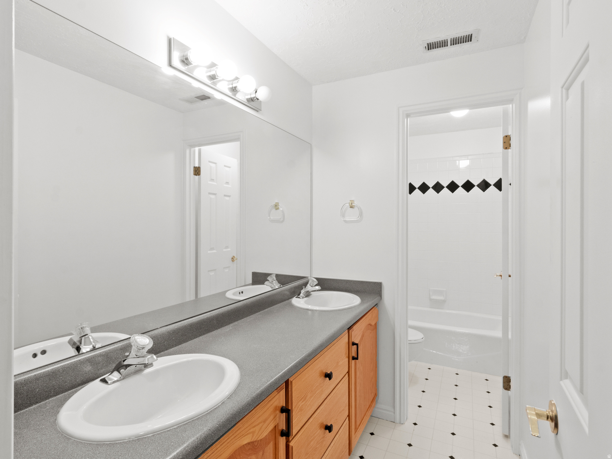 SOUTHWILLOW HAVEN #2 - Residential