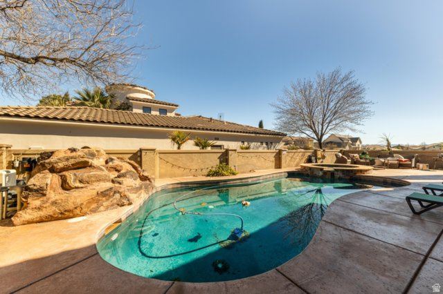 VILLA BONITA MALAGA - Residential