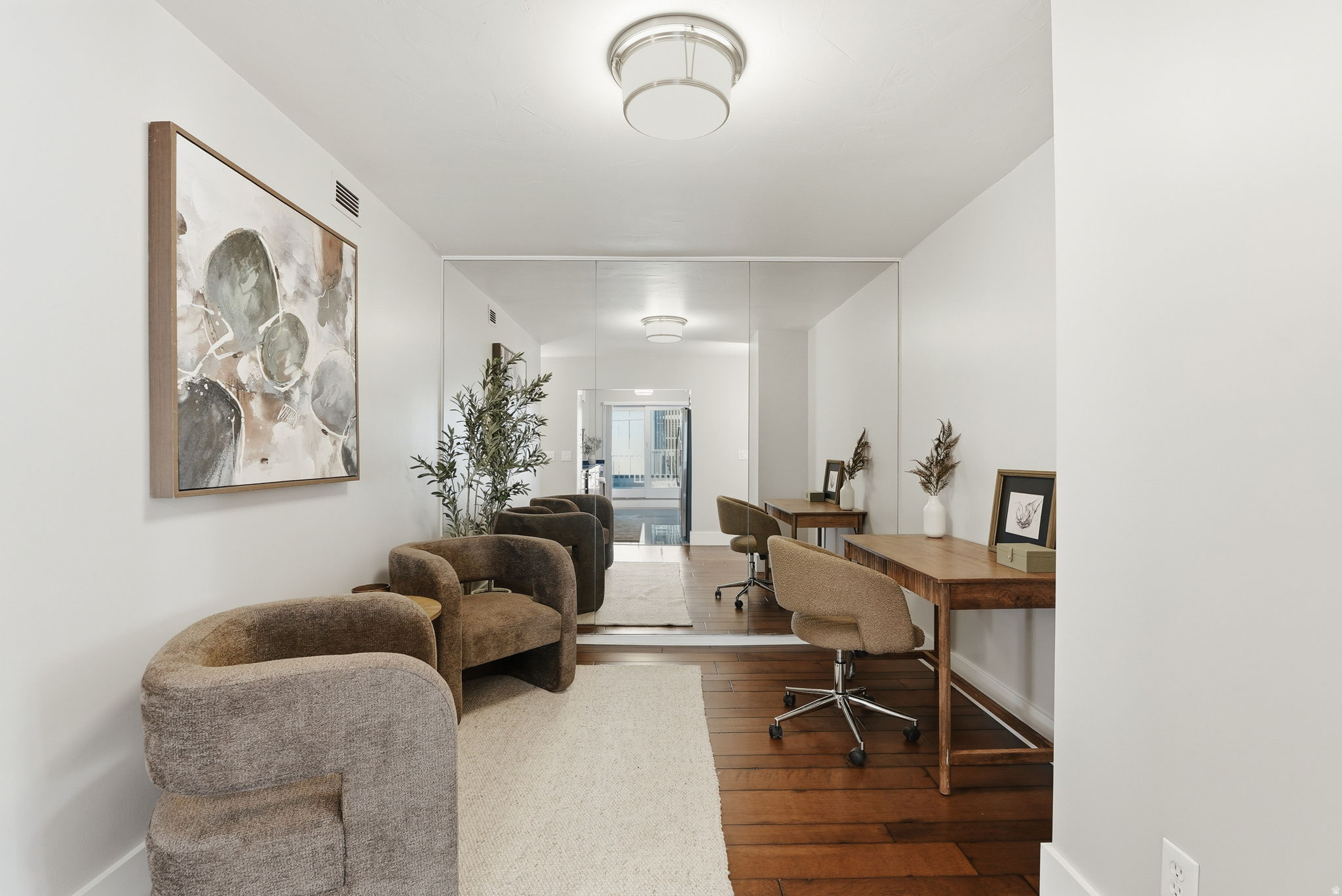 TREVI TOWERS CONDM - Residential