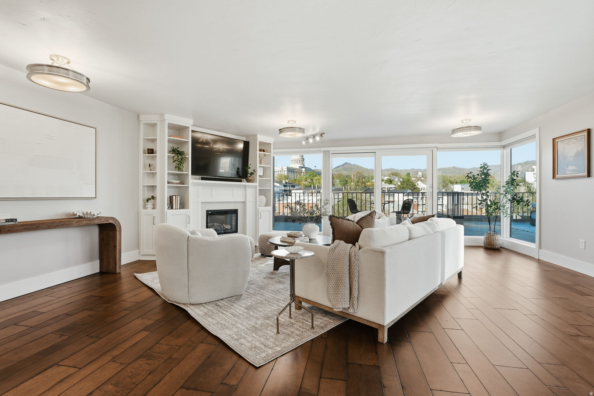 TREVI TOWERS CONDM - Residential