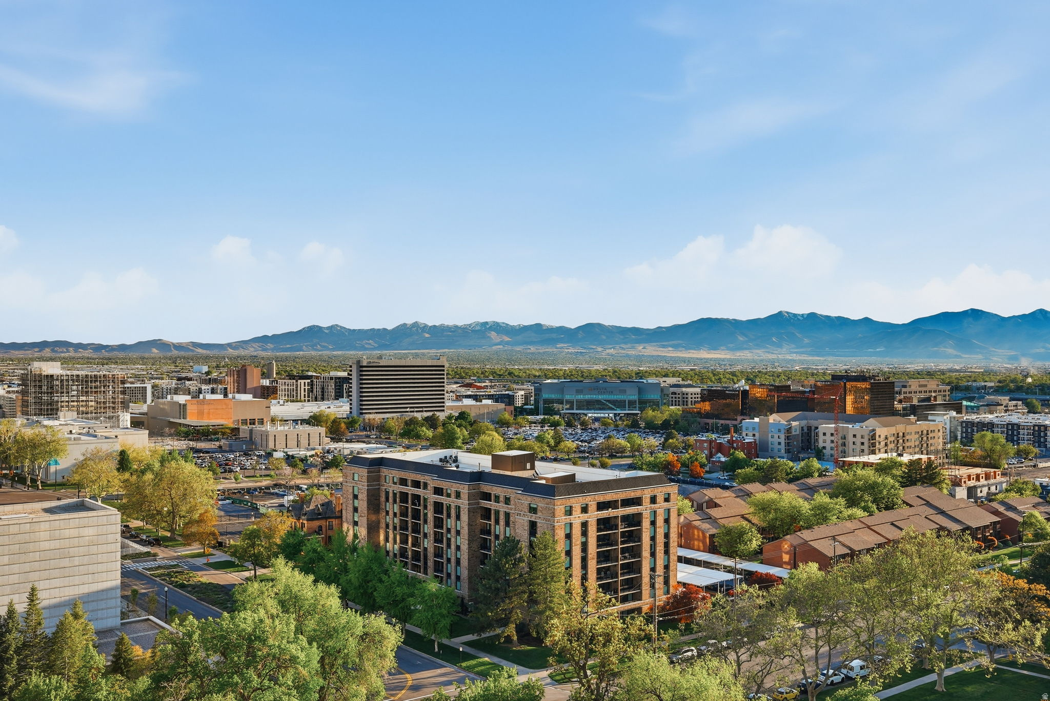 TREVI TOWERS CONDM - Residential