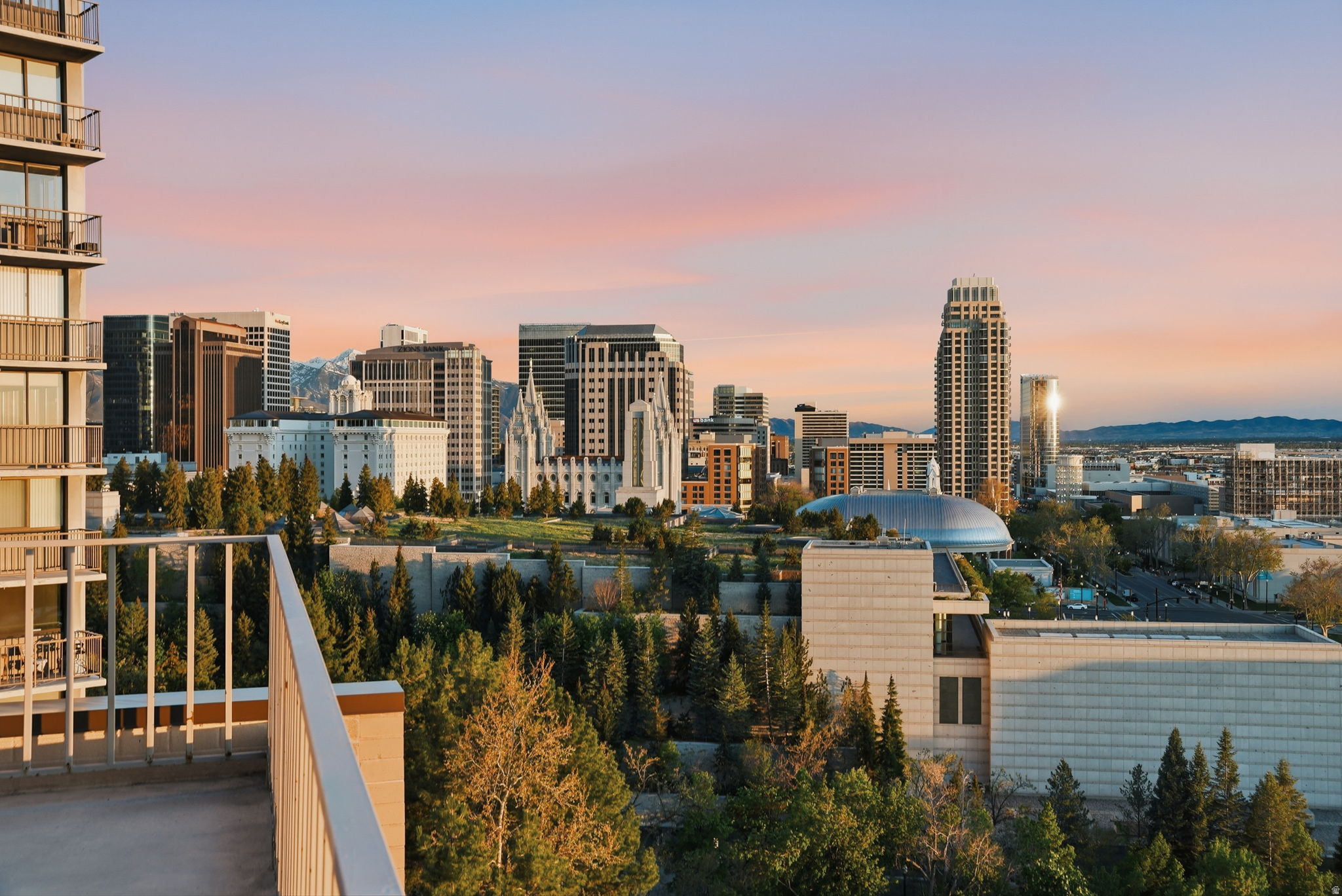 TREVI TOWERS CONDM - Residential