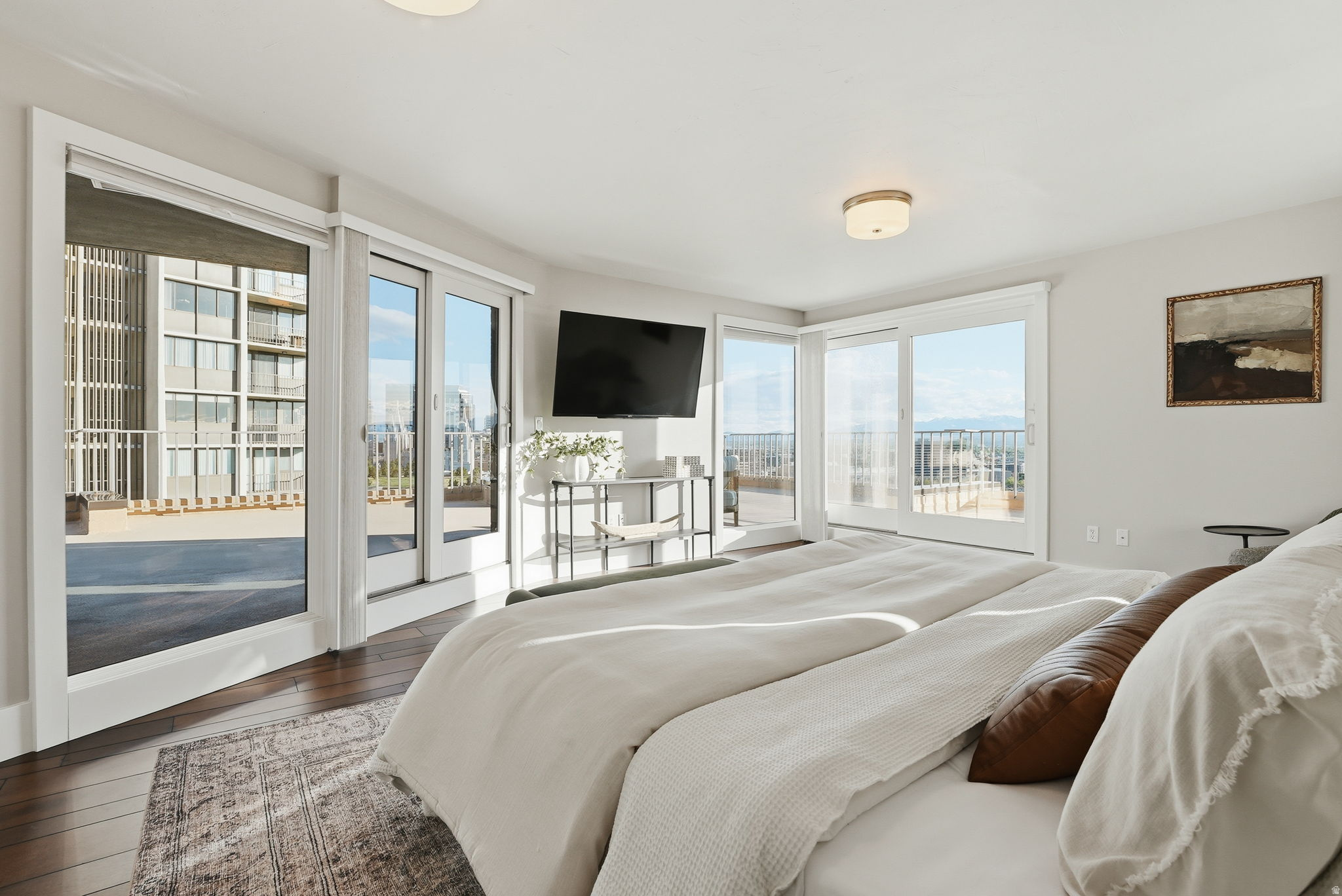 TREVI TOWERS CONDM - Residential