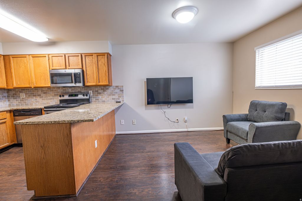 Photo of 136 E 400 N #107, Provo, UT 84606 (MLS # 2143546)