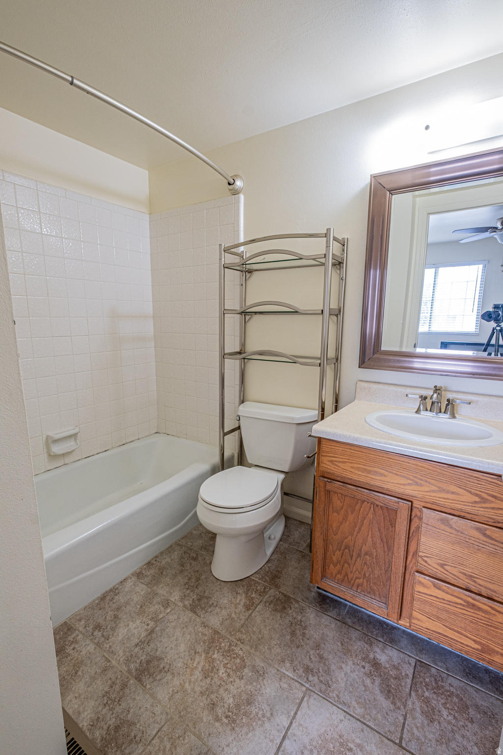 MONTERA CONDOS - Residential