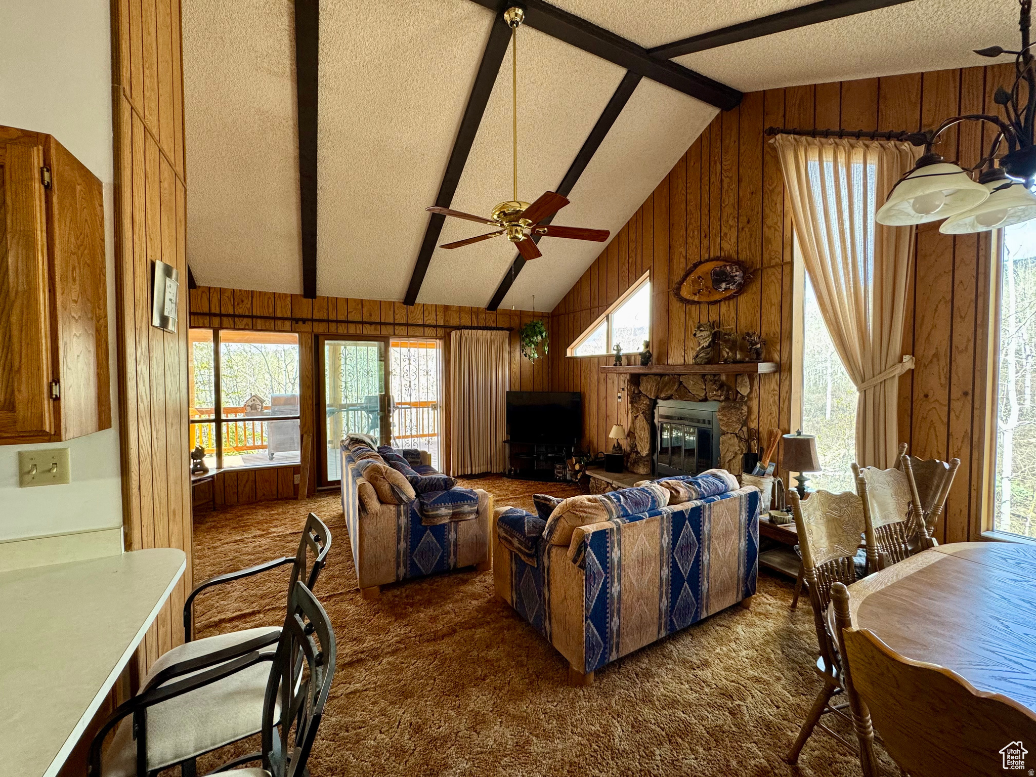 TIMBER LAKES - Residential