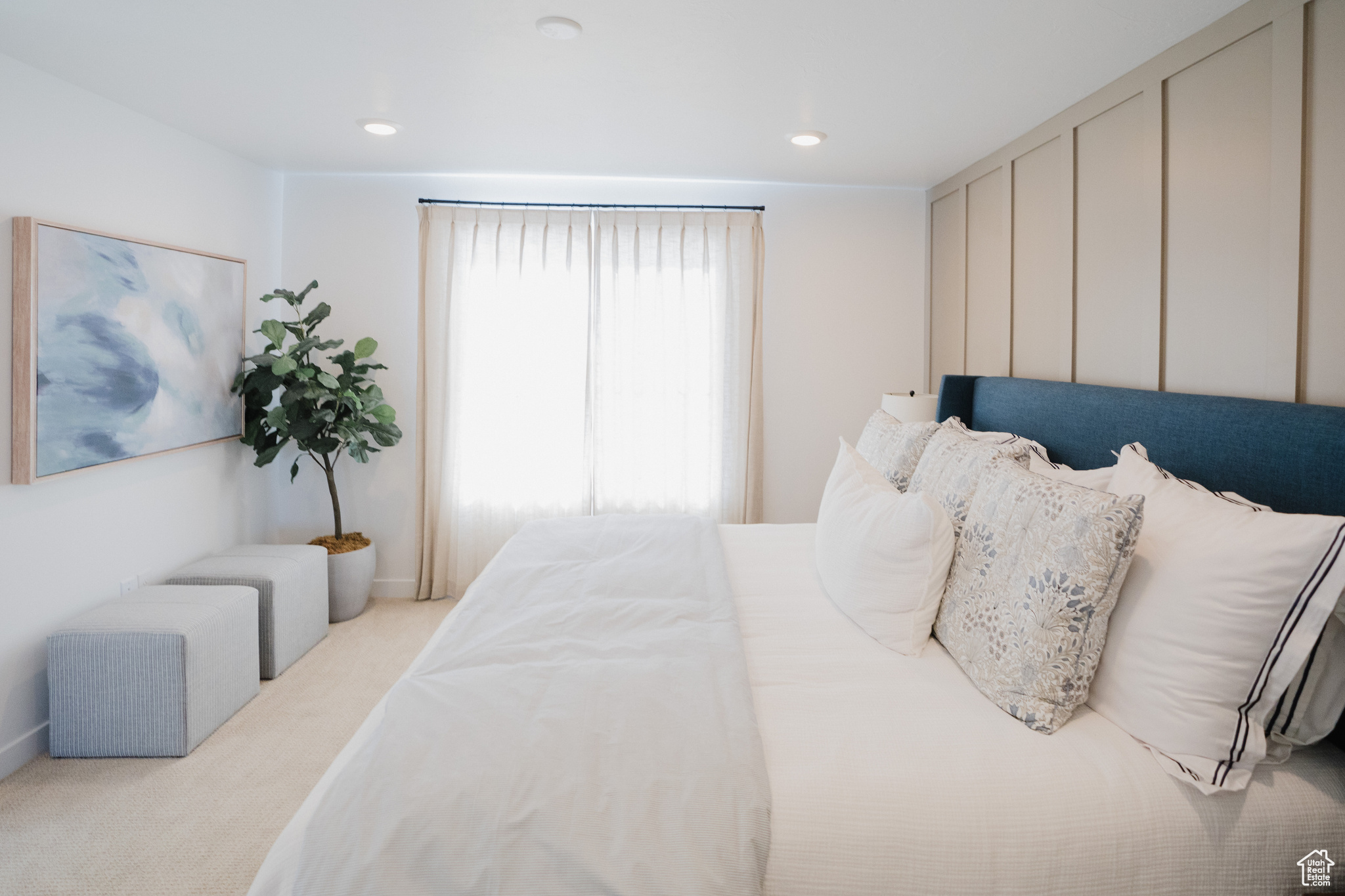 HAVEN OAKS - Residential