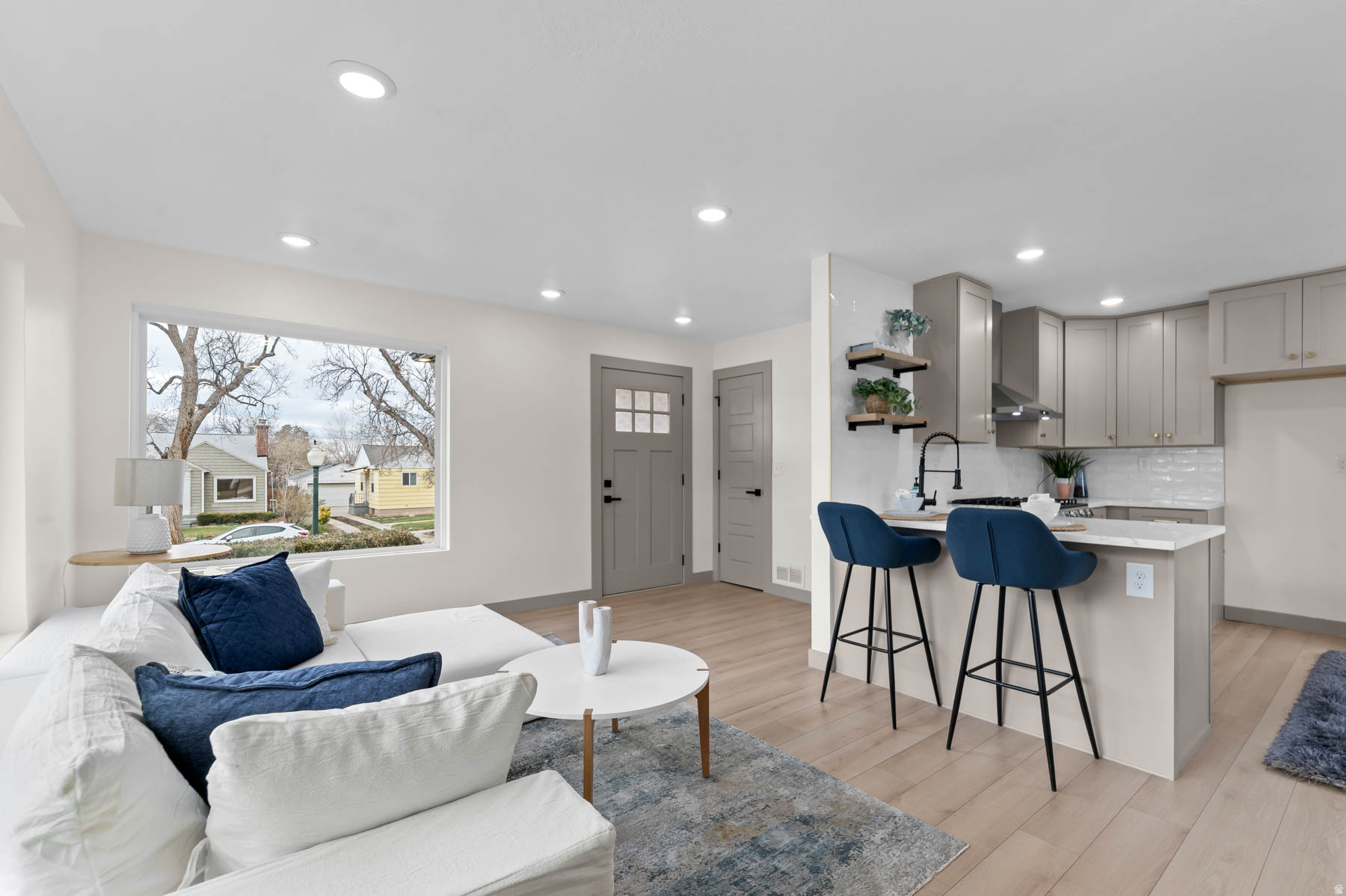 HIGHLAND PARK - Residential