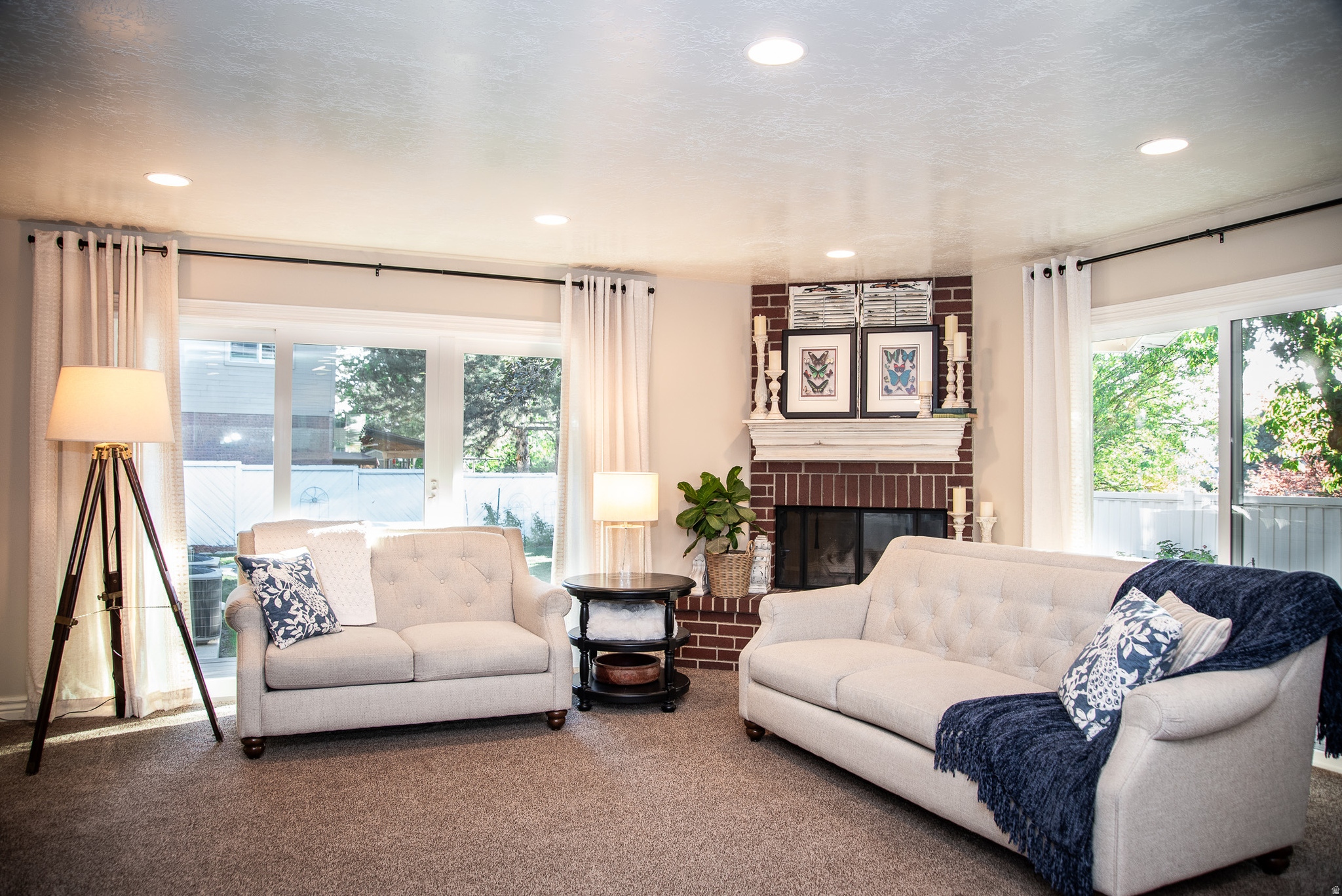 WILLOW CREEK HEIGHTS - Residential