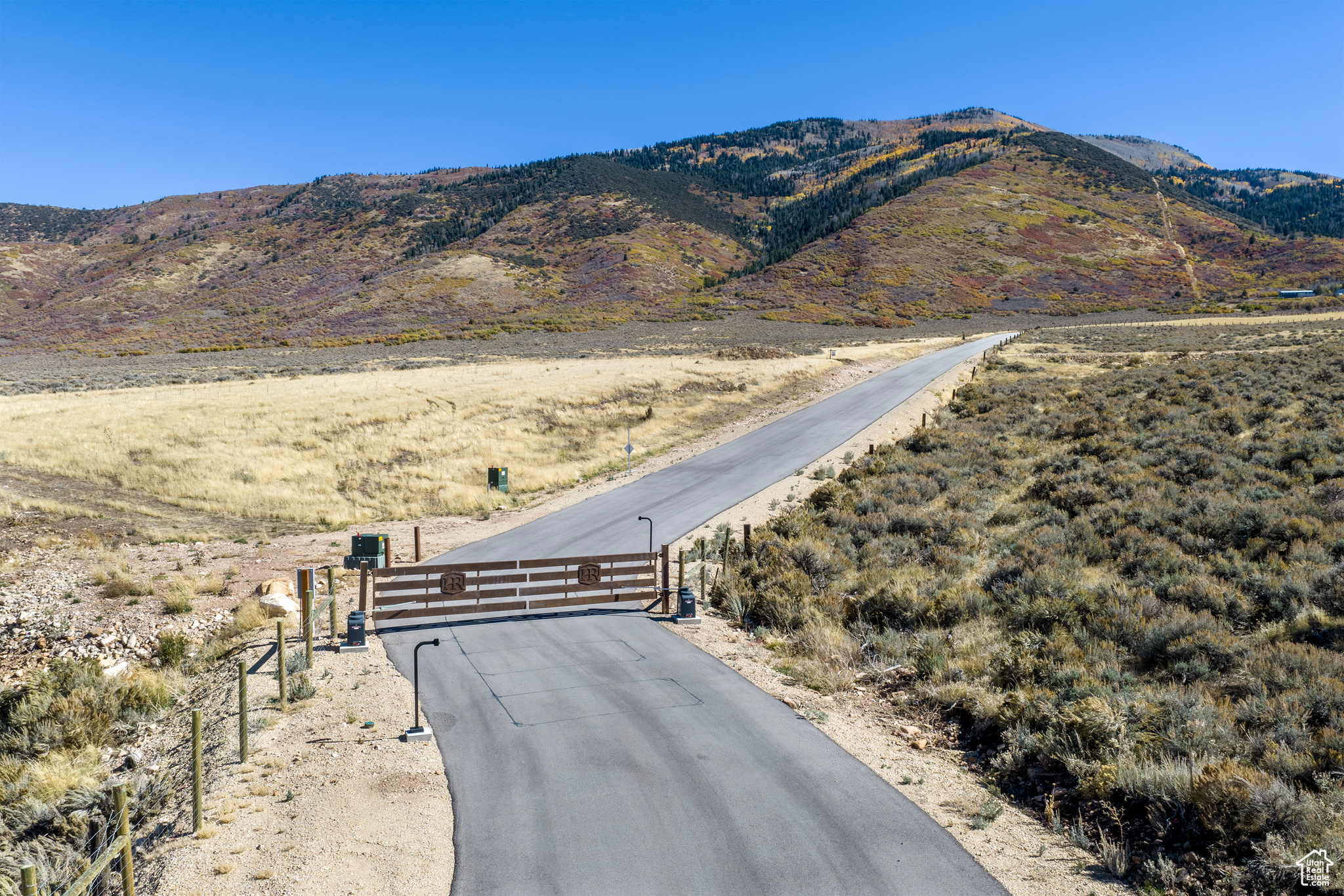 HOYT PEAK RANCH - Land