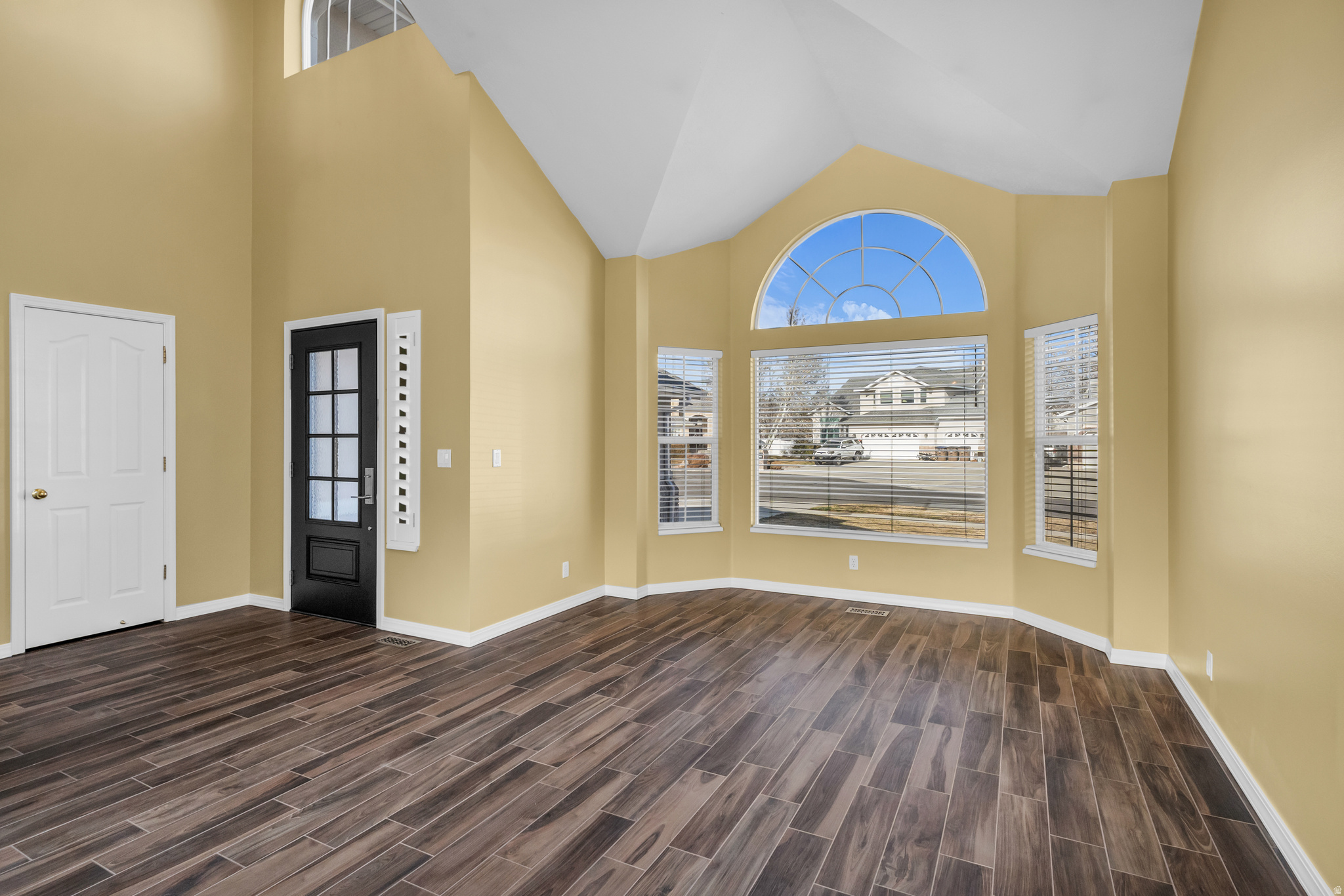 CRANBERRY HILL - Residential