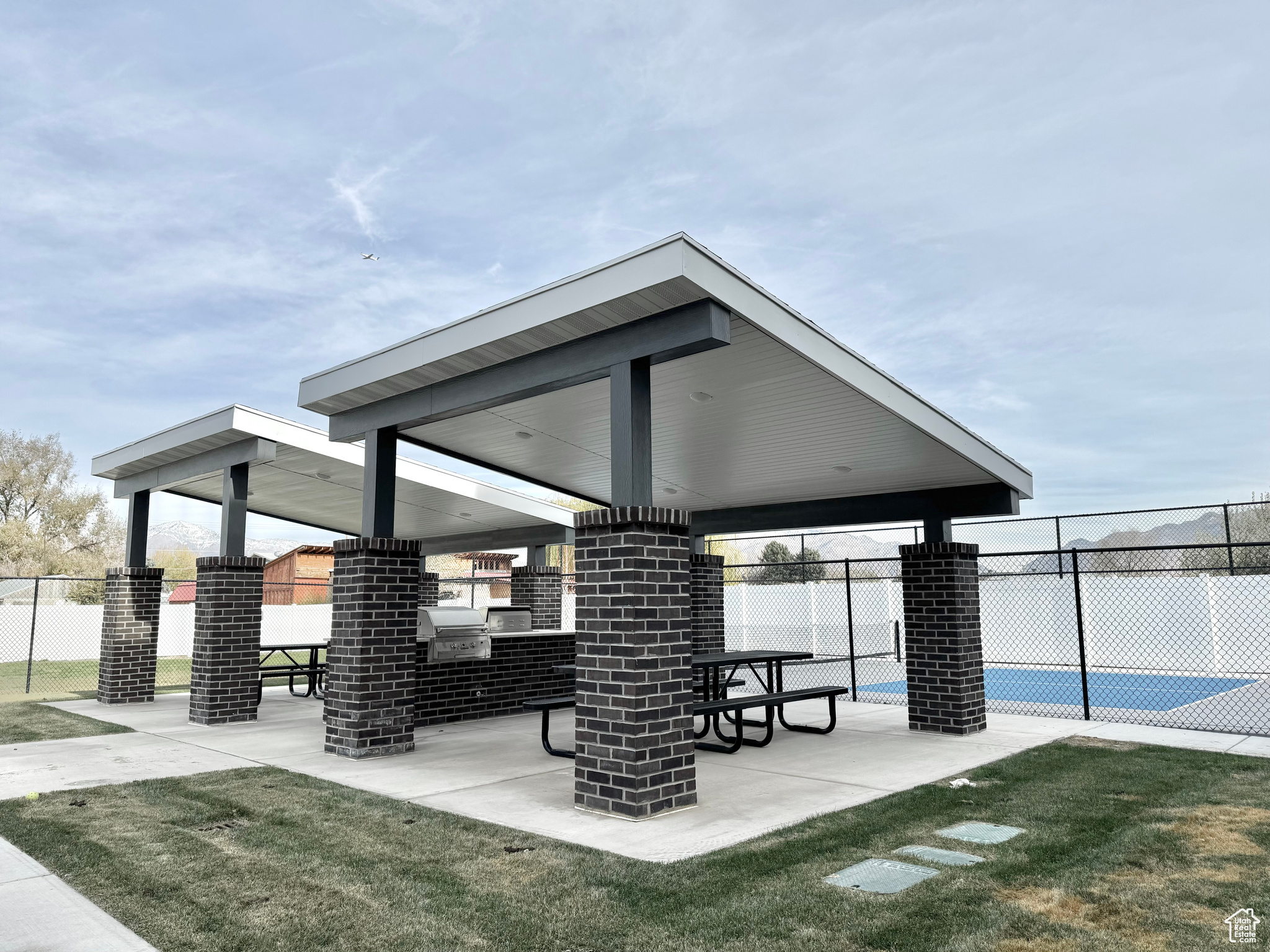 WEST GARDEN - Residential