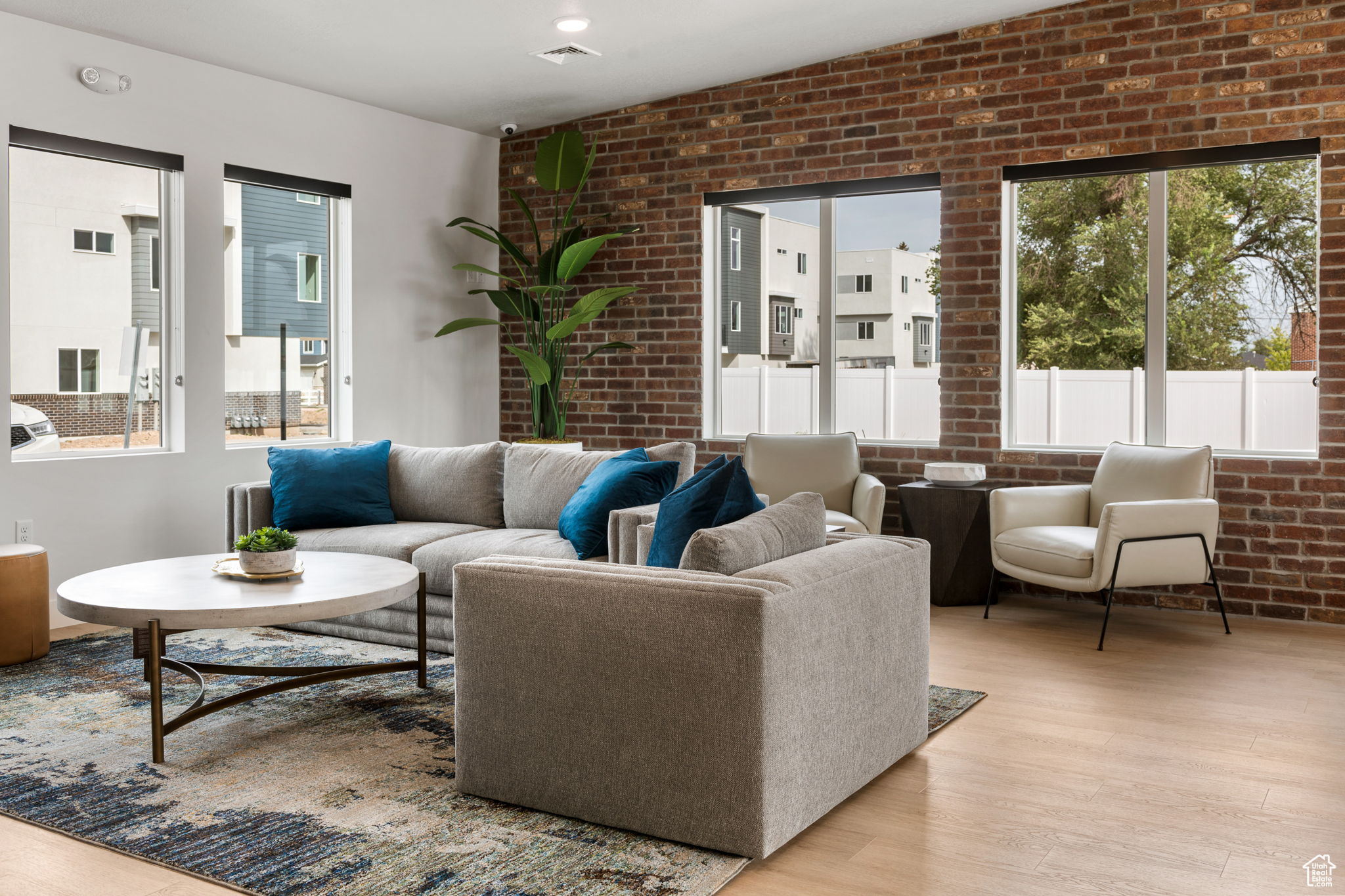 WEST GARDEN - Residential