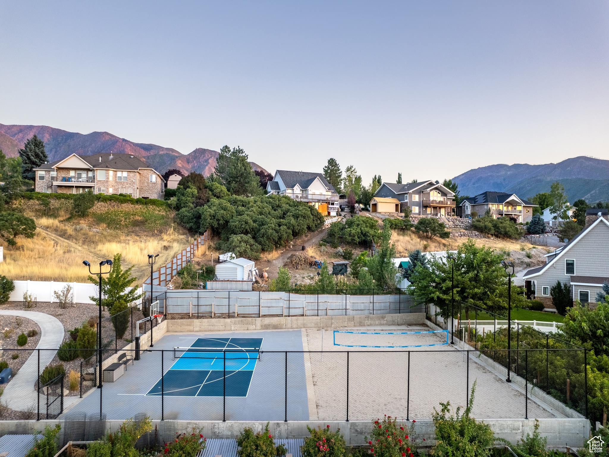 Elk Ridge, Utah 84651, United States, 8 Bedrooms Bedrooms, ,5 BathroomsBathrooms,Residential,Pending,43287