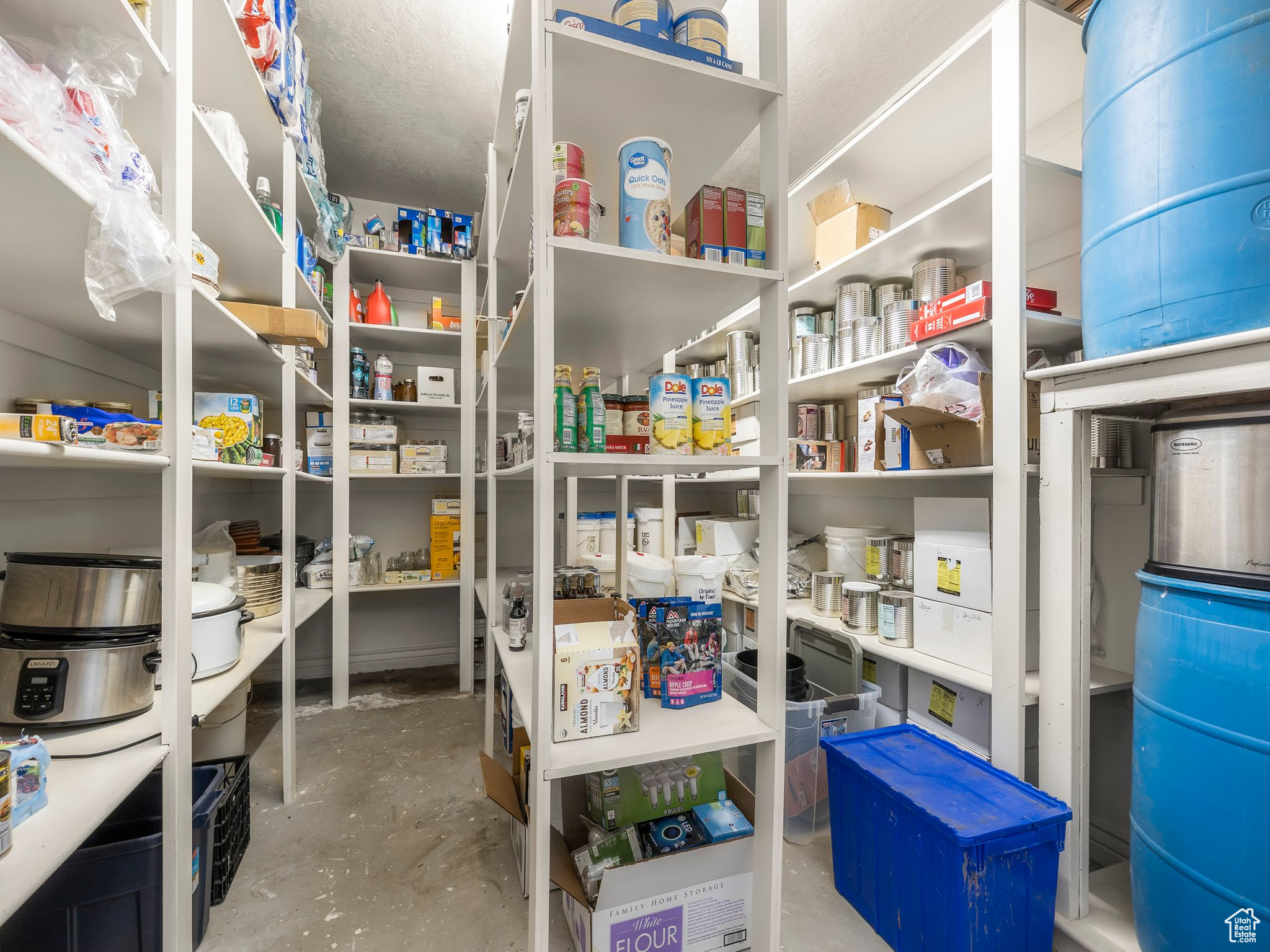 Elk Ridge, Utah 84651, United States, 8 Bedrooms Bedrooms, ,5 BathroomsBathrooms,Residential,Pending,43287