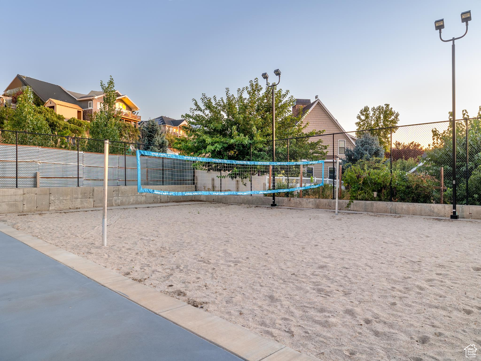 Elk Ridge, Utah 84651, United States, 8 Bedrooms Bedrooms, ,5 BathroomsBathrooms,Residential,Pending,43287